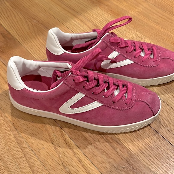 Tretorn pink suede sneaker - Picture 1 of 3